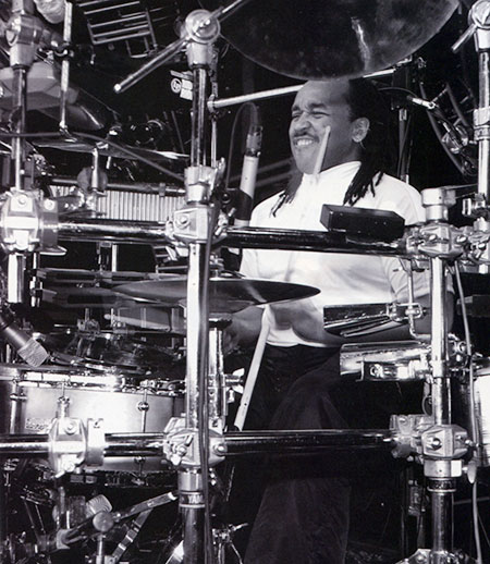 Carter Beauford Drummerworld