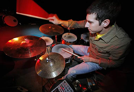 Mark Guiliana Drummerworld