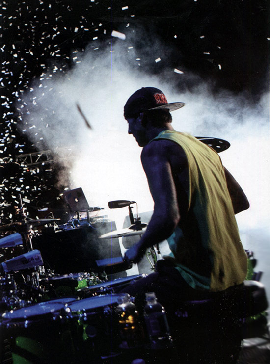 Travis Barker Drummerworld
