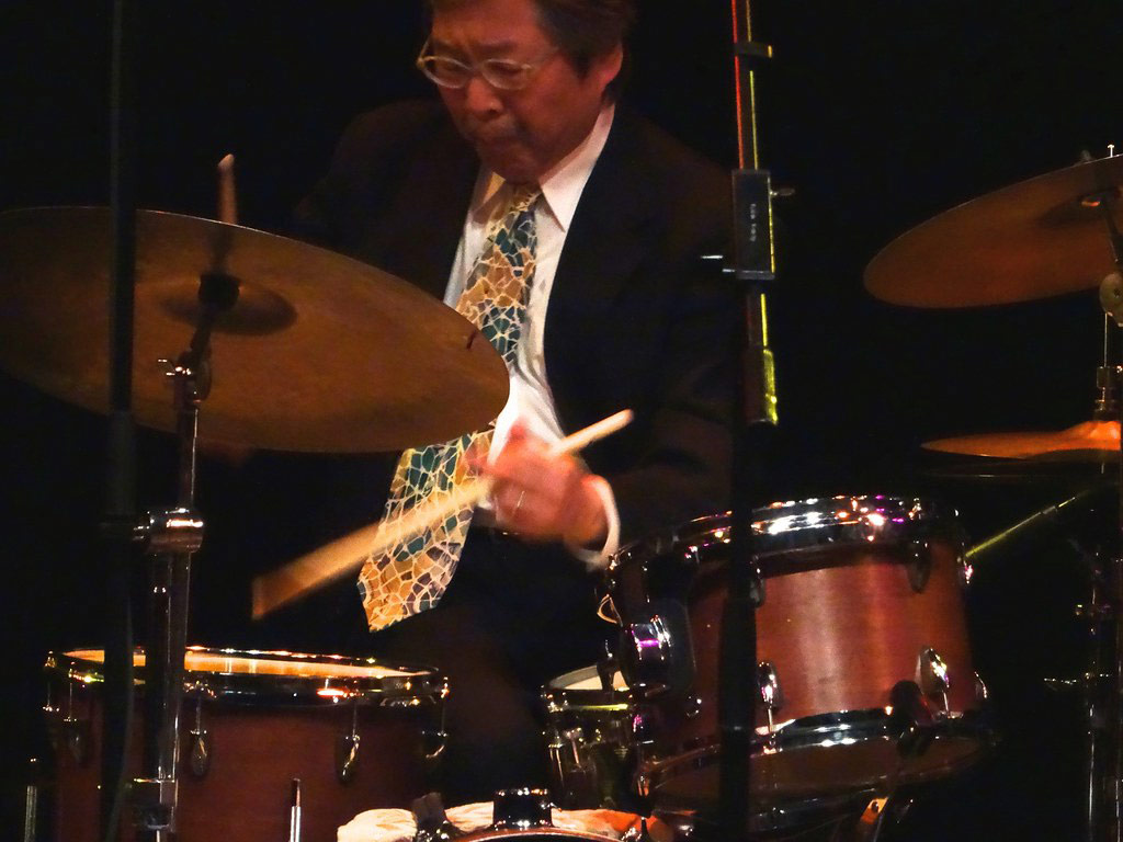 Fukushi Tainaka - Drummerworld