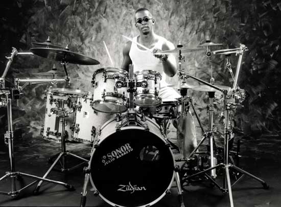 Julio Barreto - Drummerworld