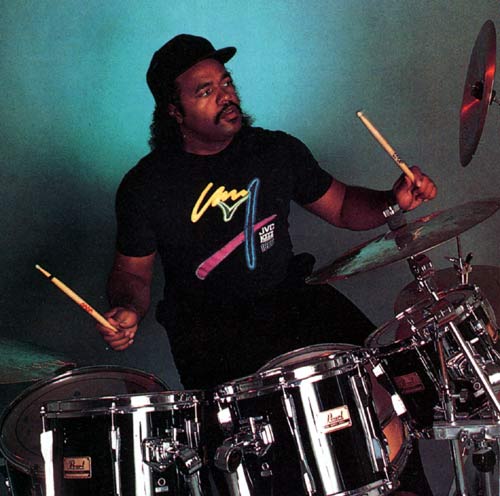 Dennis Chambers - Drummerworld