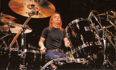 Phil Rudd Drummerworld